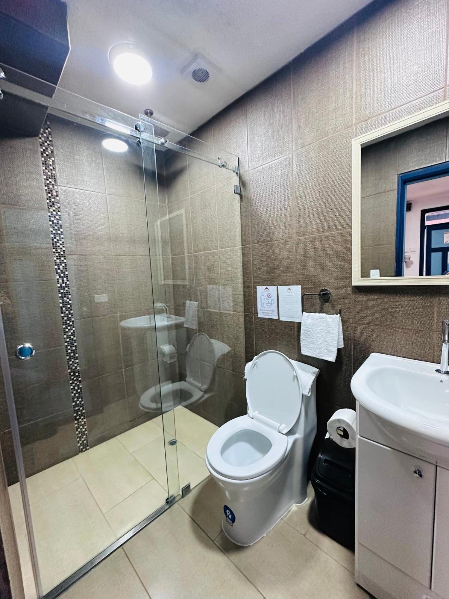 Hotel Montecarlo Riobamba Luaran gambar